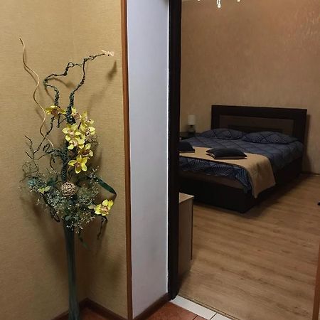 Rent Apartment In The Center Of Černihiv Esterno foto