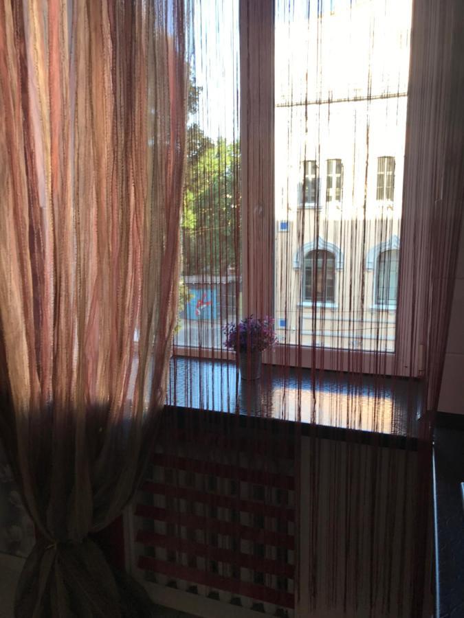 Rent Apartment In The Center Of Černihiv Esterno foto